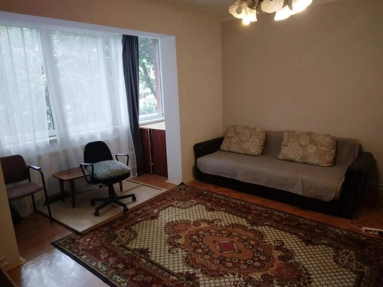 Apartament cu 3 camere în Torontalului