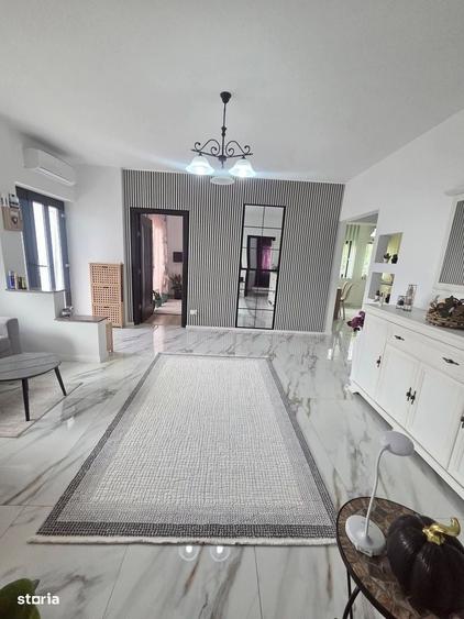 Casă cu 4 camere în Paltin