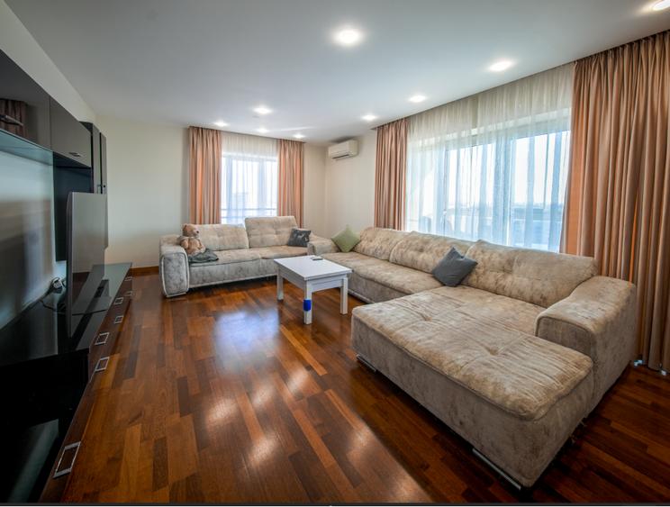 Apartament cu 3 camere decomandat, mobilat în Dristor