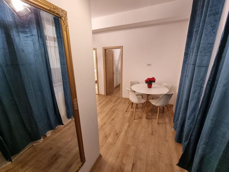 Apartament cu 2 camere semidecomandat, mobilat în Zorilor