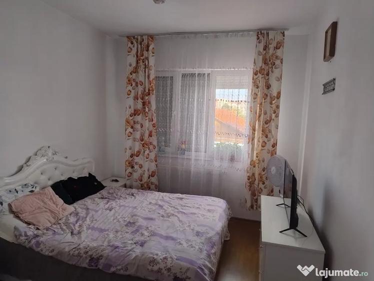 Apartament cu 2 camere semidecomandat în Exterior Vest