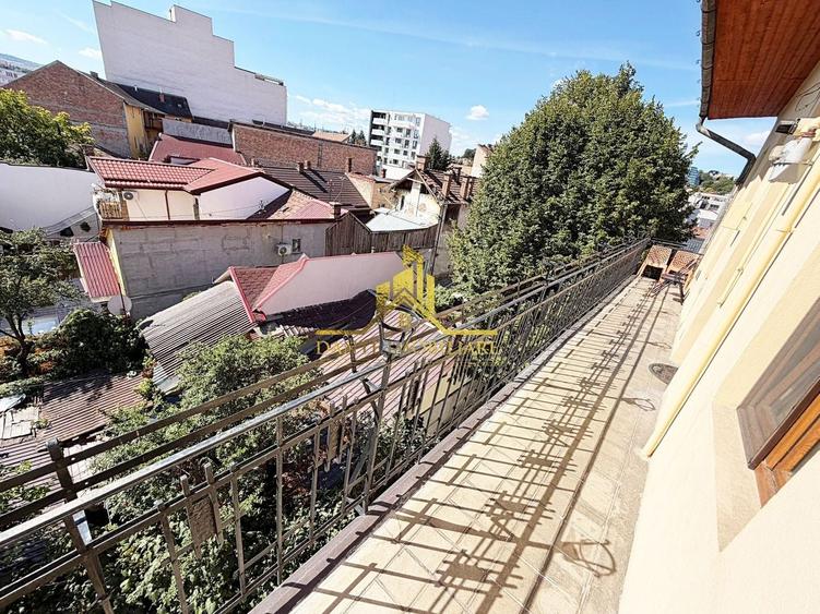 Apartament cu 2 camere decomandat, mobilat în Central