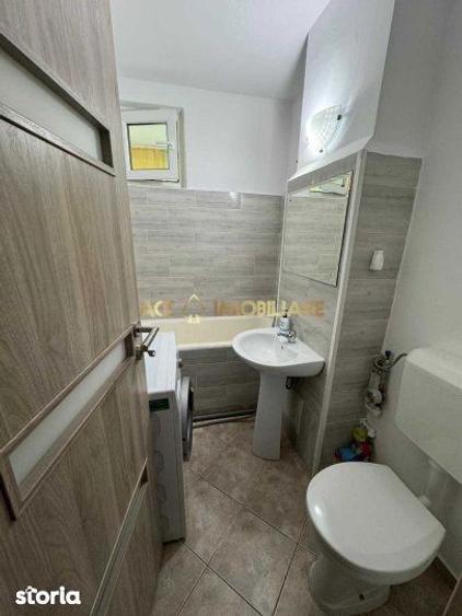 Apartament cu 2 camere, mobilat în Tei