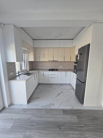 Duplex cu 4 camere cu Canalizare în Moșnița Nouă