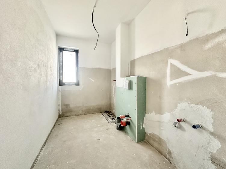 Duplex cu 4 camere cu Canalizare în Bazoșu Nou