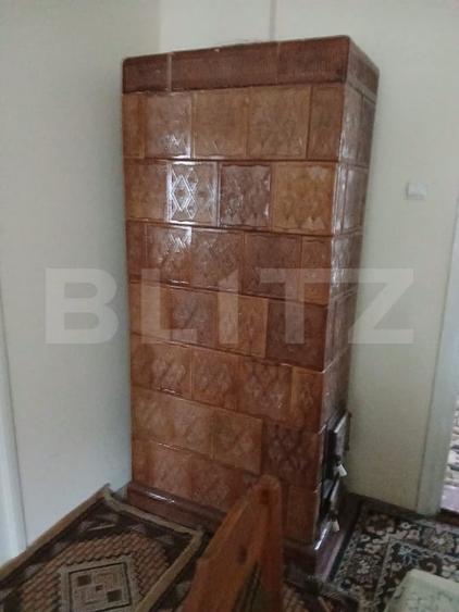 Casă cu 8 camere cu Canalizare în Plutonița
