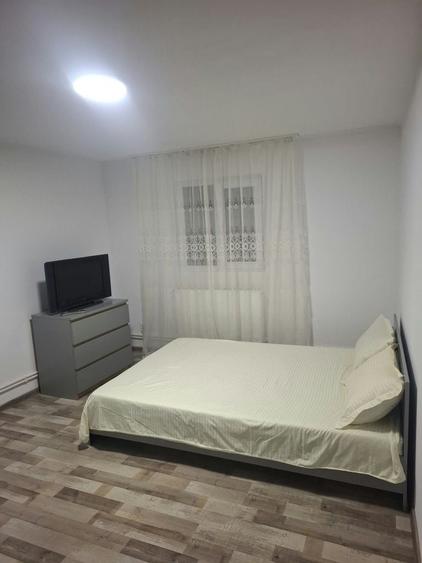 Casă cu 2 camere cu Teren 110 Mp în Central