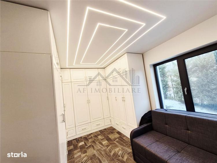 Casă cu 6 camere cu Teren 980 Mp în Frumoasa