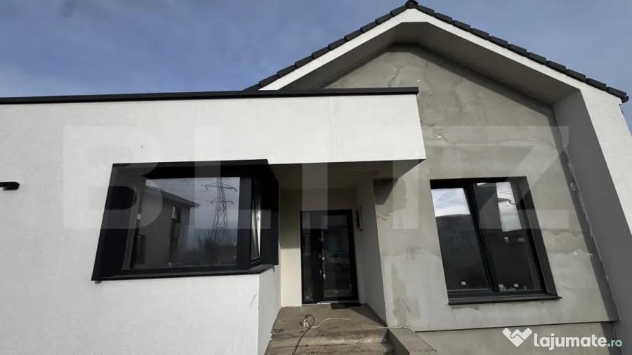 Casă cu 4 camere cu Teren 375 Mp în Cetate