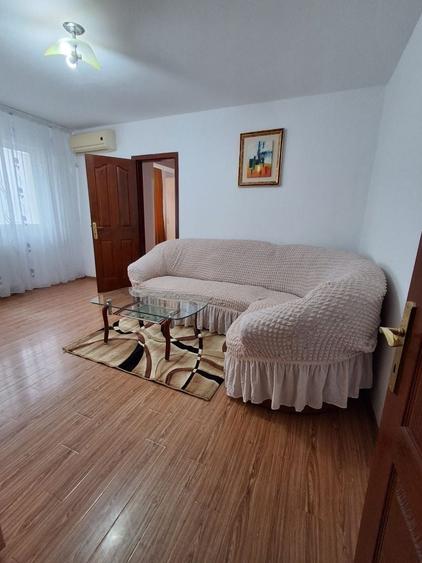 Casă cu 2 camere în Central