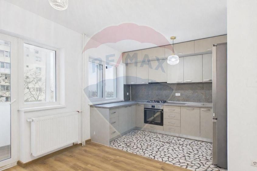 Apartament cu 3 camere decomandat, mobilat în Lacul Tei