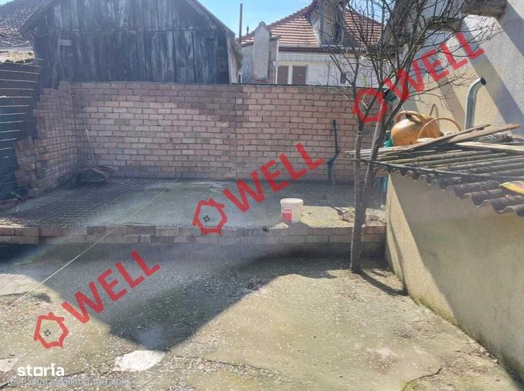 Casă cu 2 camere cu Teren 245 Mp în Central