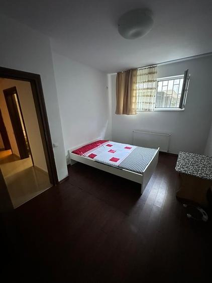 Apartament cu 2 camere decomandat în Eroii Revoluției