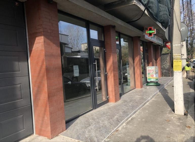 Spațiu comercial, de 60 mp, în Central