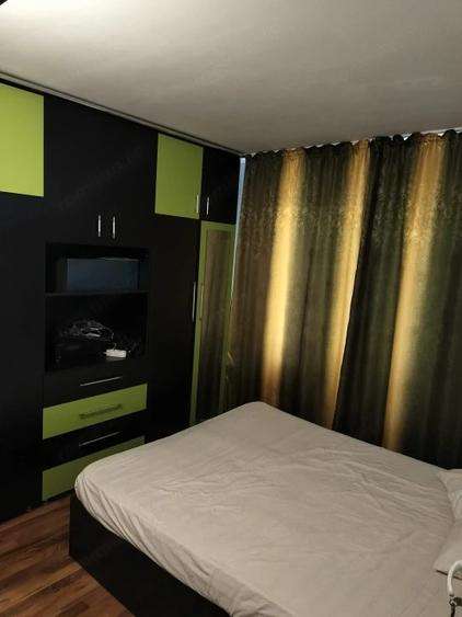 Apartament 4 camere semidecomandat, etaj 2/4, zona Rovine - 4