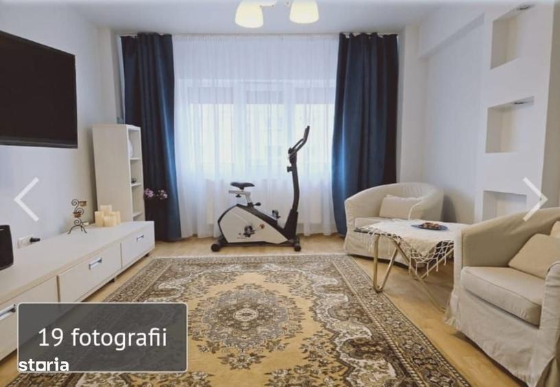 Apartament cu 3 camere în Centrul Civic