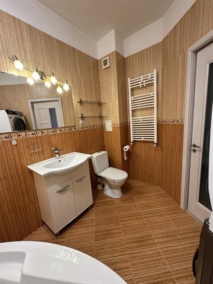 Apartament cu 2 camere semidecomandat în Fundeni