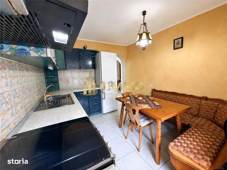 Apartament cu 3 camere în George Enescu