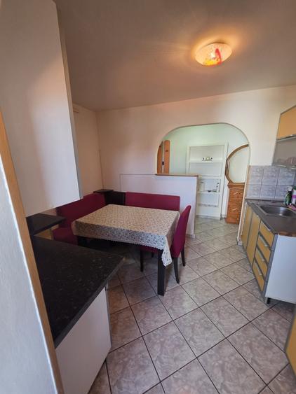 Apartament cu 2 camere decomandat în Vasile Aaron