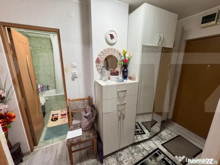 Garsonieră decomandată în Central
