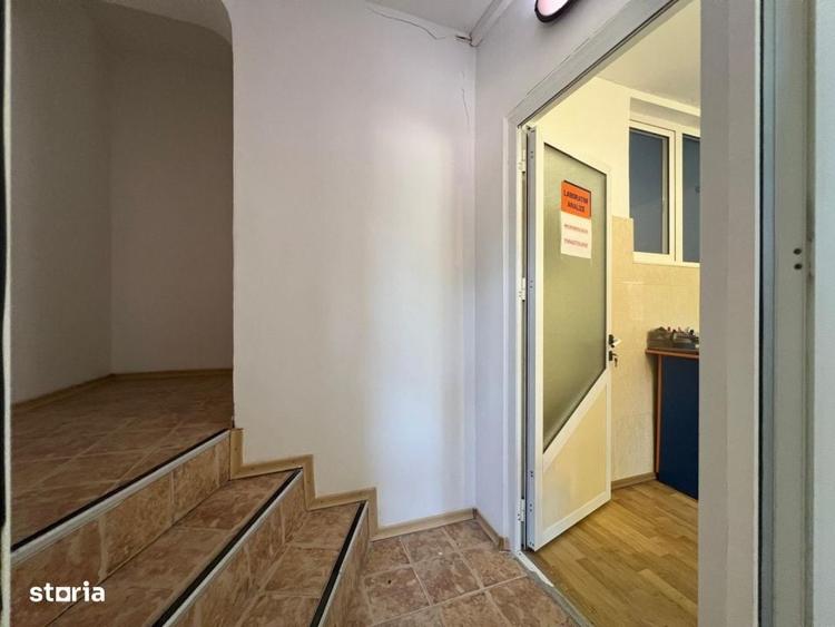 Spațiu comercial, de 160 mp, în Central