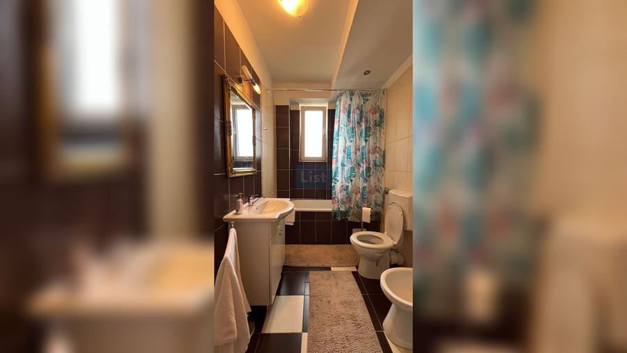 Apartament cu 4 camere semidecomandat, mobilat în Zorilor