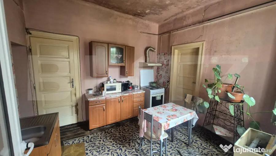 Casa 3 dormitoare de vanzare, 85 mp, teren 223 mp, strada Ge - 12