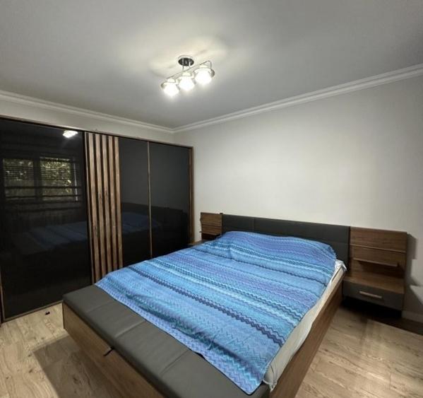 Apartament cu 2 camere semidecomandat, mobilat în Eminescu