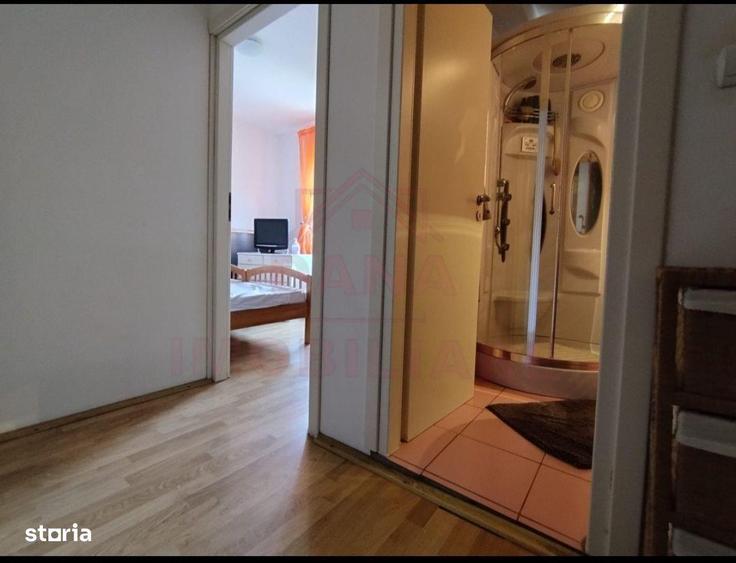 Casă cu 6 camere cu Teren 440 Mp în Zăvoi