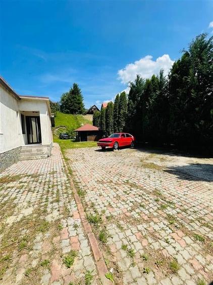 Teren Construcții intravilan de 1875 mp, în Poiana Țapului