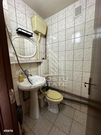 Garsoniera, 24 mp, etaj 1/4, Complexul studentesc - 2