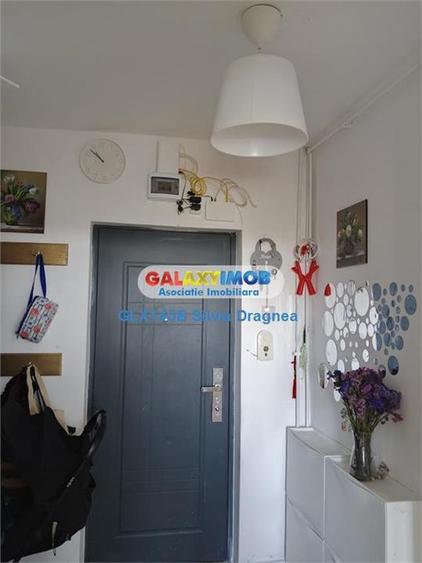 Apartament cu 2 camere semidecomandat în Berceni