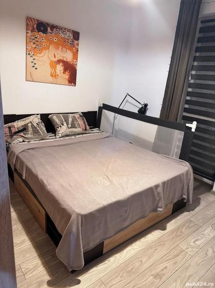 Apartament cu 2 camere decomandat în Titan