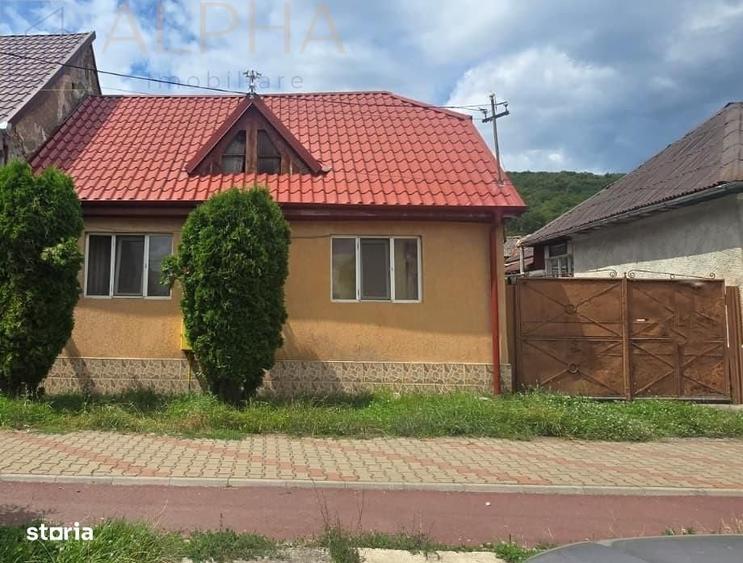 Casă cu 3 camere în Viișoara