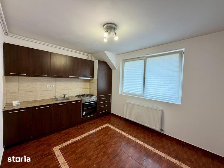 Apartament cu 3 camere, mobilat în Central