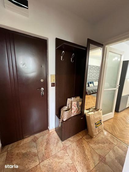 Apartament cu 2 camere semidecomandat, mobilat în Vatra Luminoasă