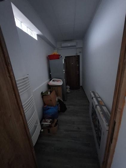 Garsonieră decomandată, mobilată în Far