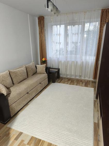 Apartament cu 2 camere decomandat în Gemenii