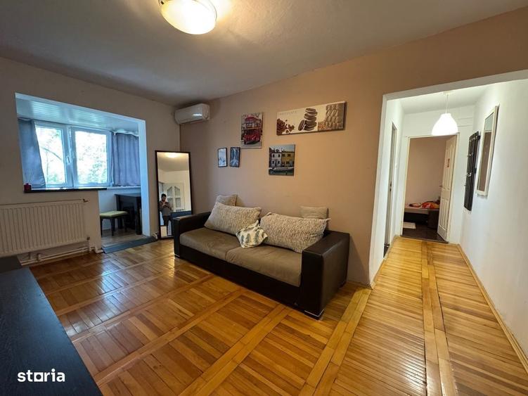Apartament cu 3 camere semidecomandat - zona Tomis Nord - 1