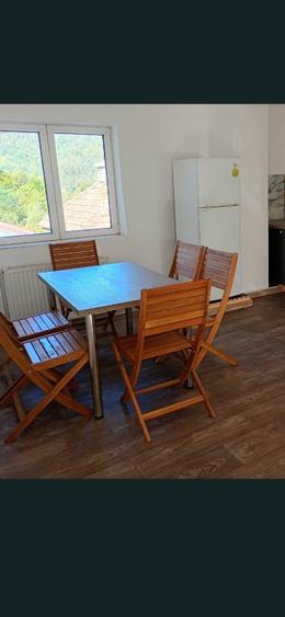 Casă individuală cu 4 camere cu Teren 289 Mp în Schei