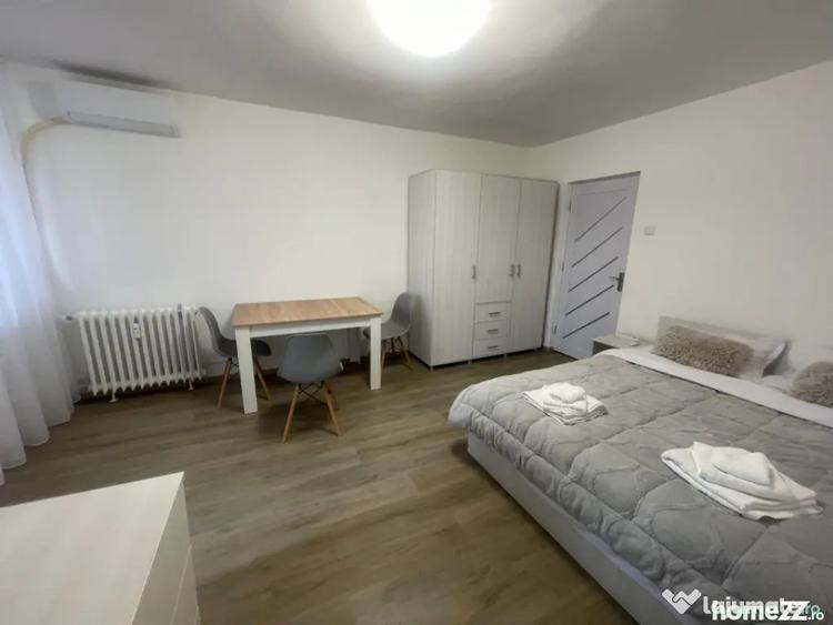 Garsonieră în Brazda lui Novac