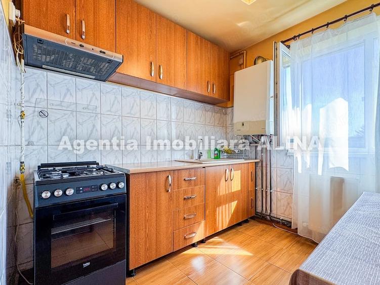 Apartament cu 2 camere semidecomandat în Gojdu