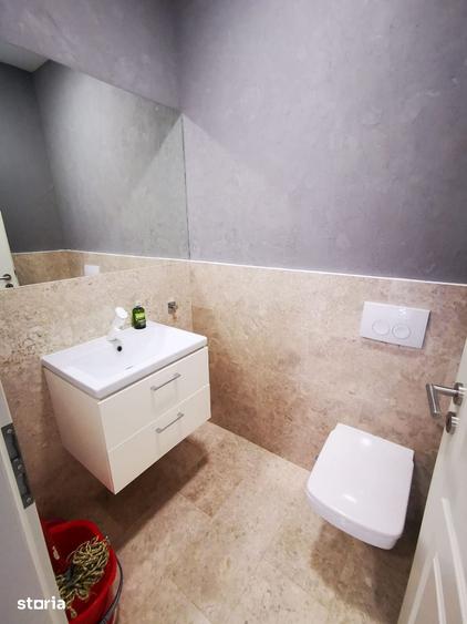 Casă cu 4 camere cu Teren 330 Mp în Bucium