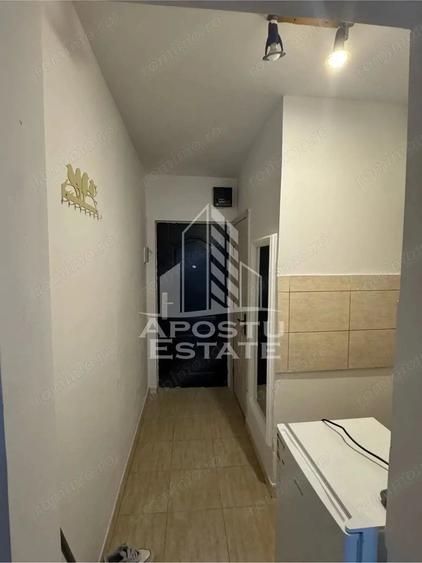 Garsonieră decomandată în Central