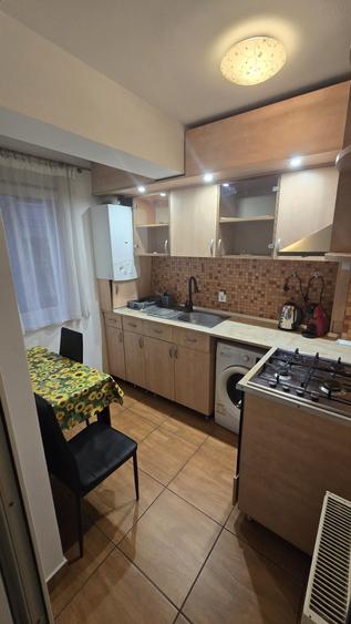Garsonieră decomandată în Florești