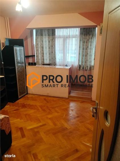 Apartament cu 2 camere semidecomandat în Micro 5
