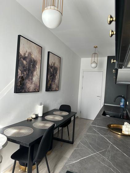 Apartament cu 2 camere decomandat în Exterior Vest
