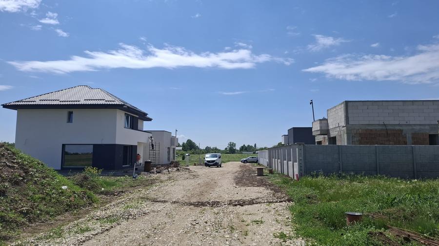 Teren Construcții intravilan de 500 mp, în Domnești