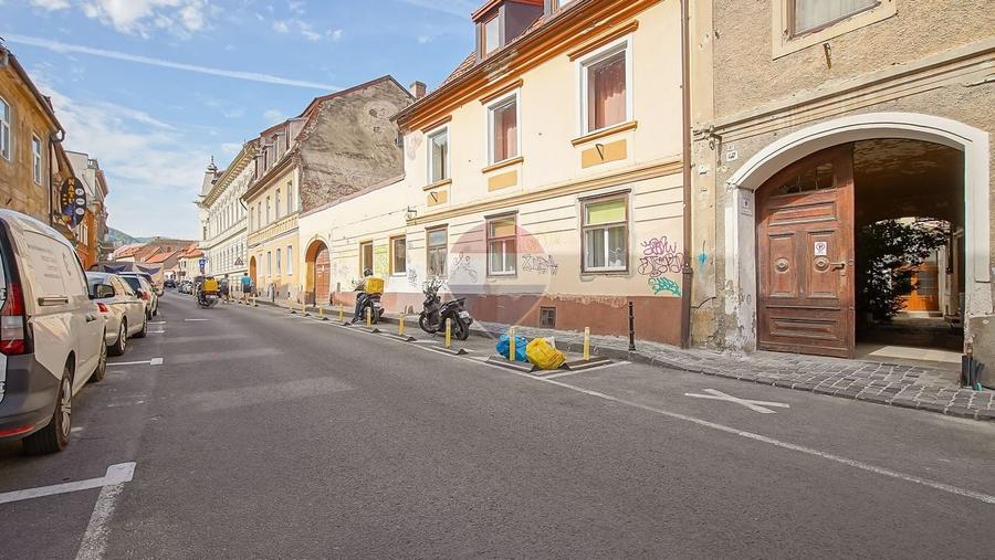Apartament 2 camere, 73 mp, Centrul Istoric Brașov, Str. Castelului - 26