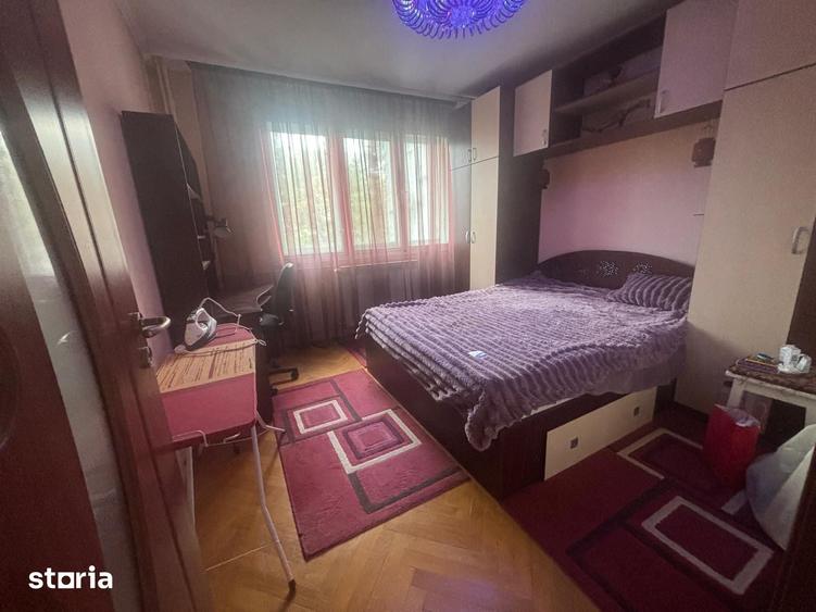Apartament cu 2 camere semidecomandat în Podu Roș